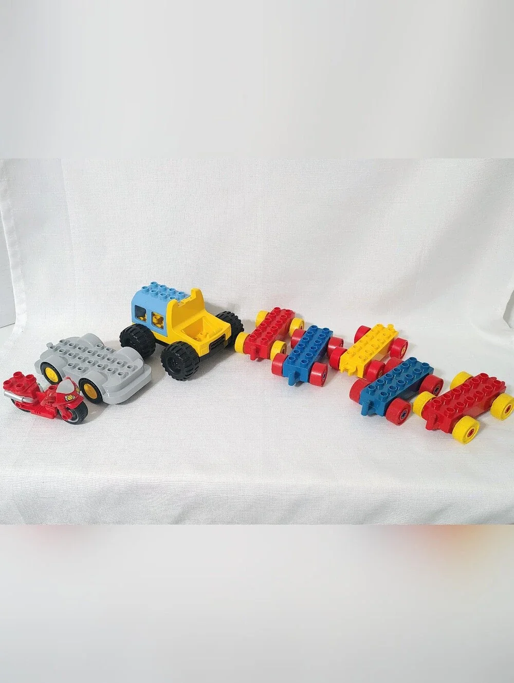 8 Lego Duplo Vehicle Lot - 2 Car Chassis 5 Train Chassis & Spiderman Motorcycle